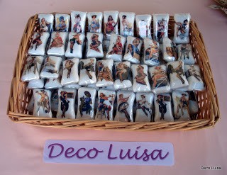 Jabones de 60gr. decorados con decoupage